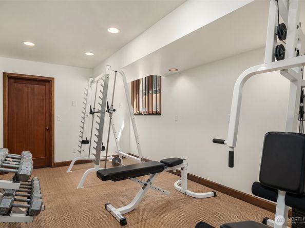 3103 Mount Rainier Drive S, Seattle WA 98144