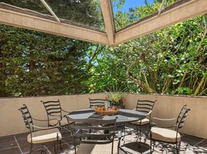 3103 Mount Rainier Drive S, Seattle WA 98144