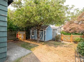 154 NE 52nd Street, Seattle WA 98105