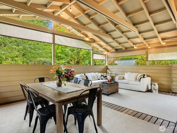 10125 Ogle Road NE, Poulsbo WA 98370