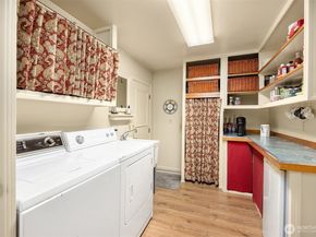 10125 Ogle Road NE, Poulsbo WA 98370