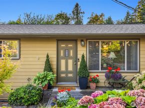 10125 Ogle Road NE, Poulsbo WA 98370