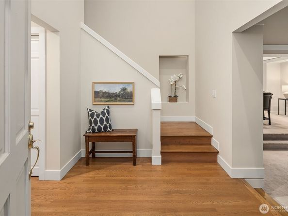 1778 Bellevue Way NE, Bellevue WA 98004