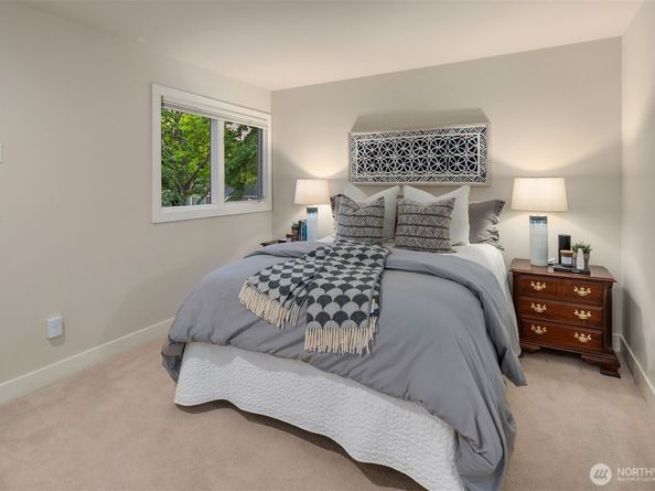 1778 Bellevue Way NE, Bellevue WA 98004