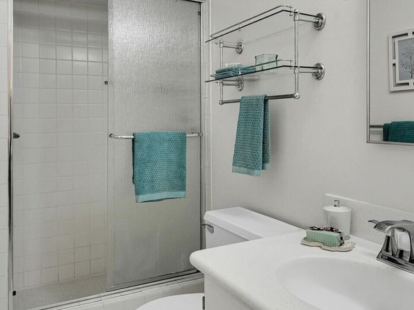 912 3rd Avenue W 501, Seattle WA 98119