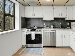 912 3rd Avenue W 501, Seattle WA 98119