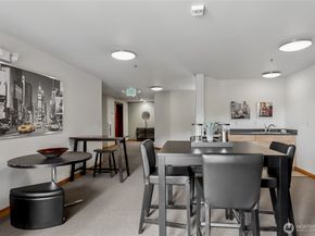 827 Hiawatha Place S 410, Seattle WA 98144