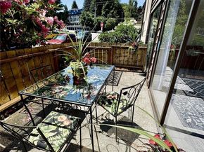 2550 Thorndyke Avenue W 205, Seattle WA 98199