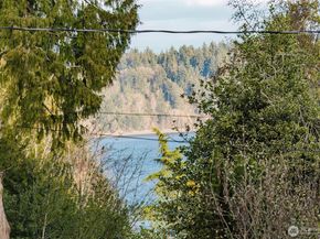 1046 Puget Drive SE, Port Orchard WA 98366