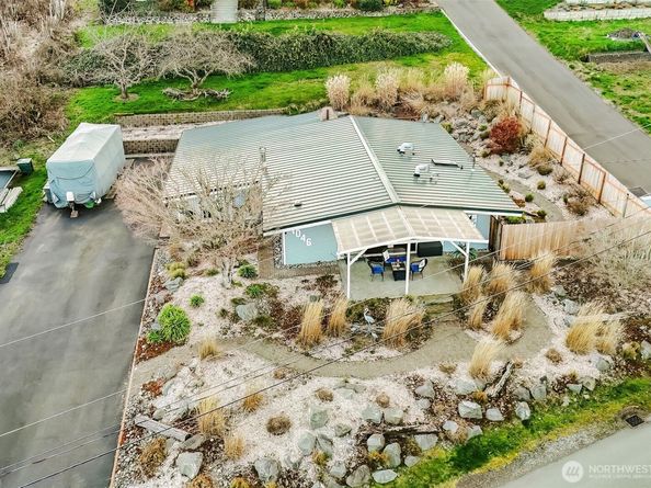 1046 Puget Drive SE, Port Orchard WA 98366