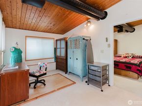 1046 Puget Drive SE, Port Orchard WA 98366