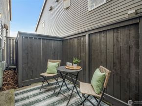 1541 Cherrylane Place S 1541, Seattle WA 98144