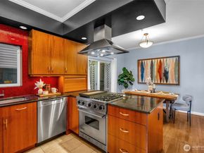 1541 Cherrylane Place S 1541, Seattle WA 98144