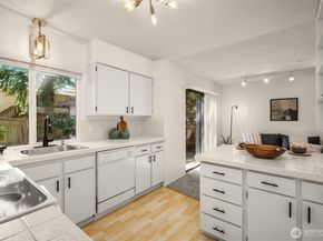 8129 NE 131st Street, Kirkland WA 98034