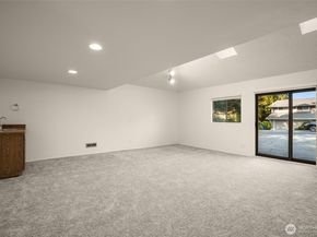 8129 NE 131st Street, Kirkland WA 98034