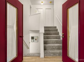 8129 NE 131st Street, Kirkland WA 98034