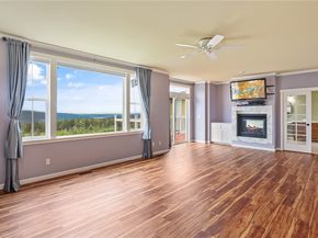 1511 25th Avenue NE, Issaquah WA 98029