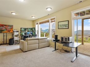 1511 25th Avenue NE, Issaquah WA 98029