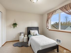 5110 153rd Place SW A, Edmonds WA 98026