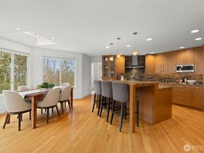 16880 SE 56th Place, Bellevue WA 98006