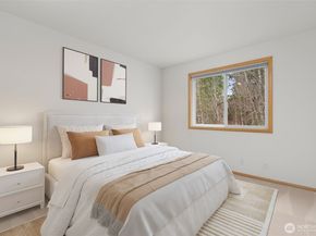 16880 SE 56th Place, Bellevue WA 98006