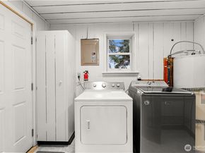 11469 37th Avenue SW, Seattle WA 98146