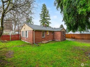 11469 37th Avenue SW, Seattle WA 98146