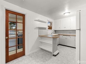 11469 37th Avenue SW, Seattle WA 98146