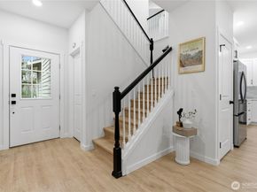 9202 18th Avenue W, Everett WA 98204