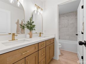 9202 18th Avenue W, Everett WA 98204