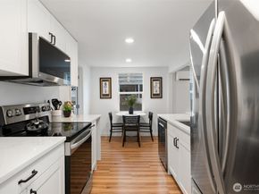 4110 W J Street, Bremerton WA 98312