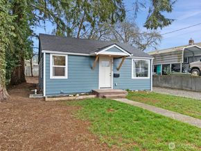 4110 W J Street, Bremerton WA 98312