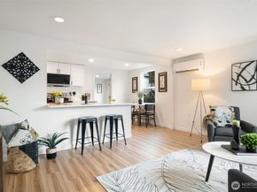 4110 W J Street, Bremerton WA 98312