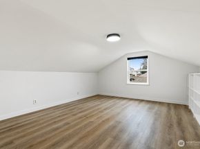 9444 26th Avenue SW, Seattle WA 98106