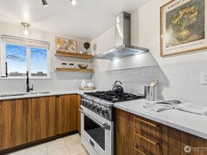 9444 26th Avenue SW, Seattle WA 98106