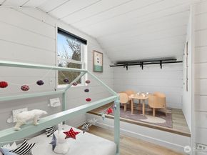 9444 26th Avenue SW, Seattle WA 98106