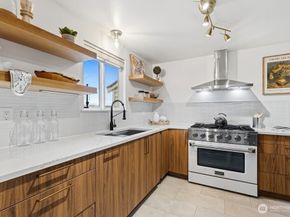 9444 26th Avenue SW, Seattle WA 98106