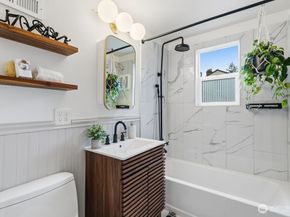 9444 26th Avenue SW, Seattle WA 98106