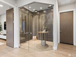 18858 NE 49th Place, Sammamish WA 98074