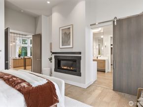 18858 NE 49th Place, Sammamish WA 98074