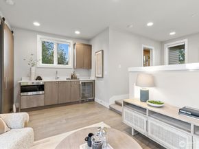 18858 NE 49th Place, Sammamish WA 98074