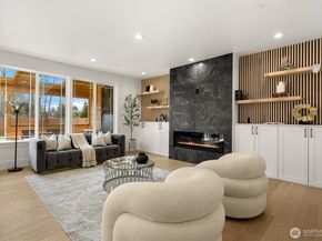 2411 SW 346th Street, Federal Way WA 98023