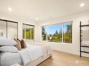 2411 SW 346th Street, Federal Way WA 98023