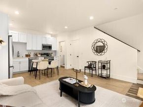 2411 SW 346th Street, Federal Way WA 98023