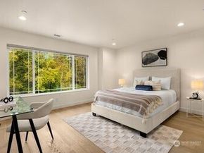 2411 SW 346th Street, Federal Way WA 98023