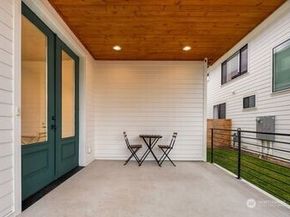 2411 SW 346th Street, Federal Way WA 98023