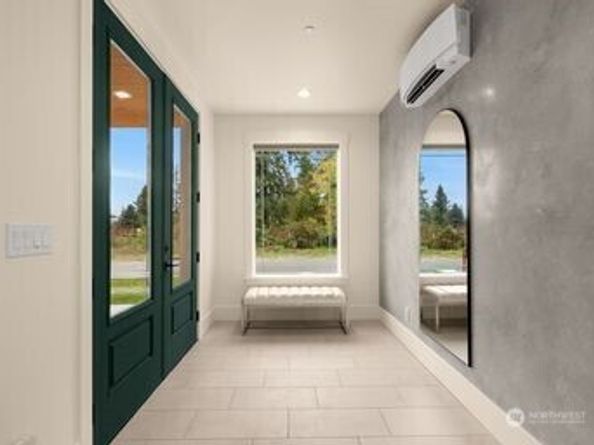 2411 SW 346th Street, Federal Way WA 98023