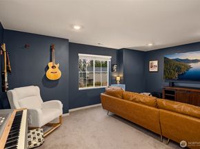 10715 32nd Street NE, Lake Stevens WA 98258