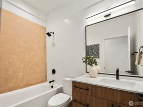 5248 23rd Avenue SW, Seattle WA 98106