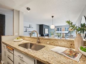 2219 14th Avenue W 304, Seattle WA 98119